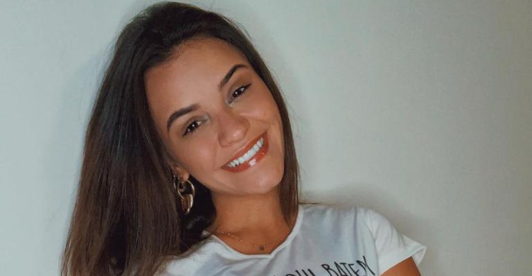 Mãe de primeira viagem, Talita Younan exibe barrigão e brinca: ”Posso explodir a qualquer momento”