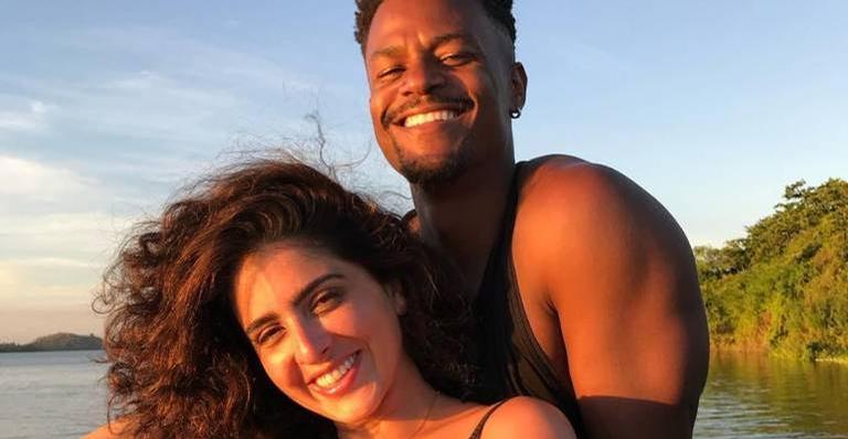 David Junior anuncia o nascimento de sua primeira filha: ”O amor de nossas vidas chegou”