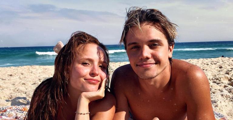 Larissa Manoela celebra 3 anos de namoro com Leo Cidade: ”1.095 dias”