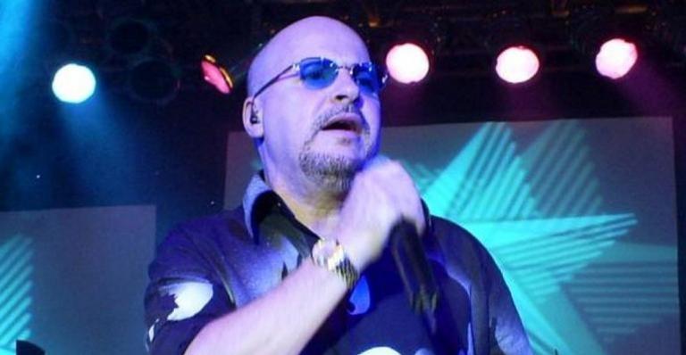 Morre Paulinho, vocalista do grupo Roupa Nova, aos 68 anos