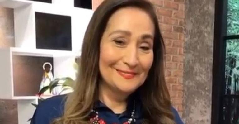 Sonia Abrão encanta ao mostrar transformação de seus cabelos