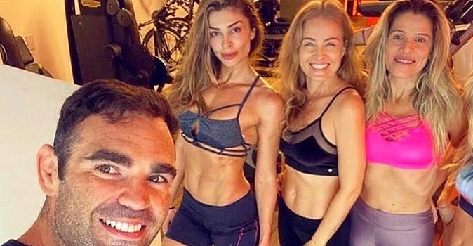 Em clima natalino, Chico Salgado mostra treino com Ingrid Guimarães, Angélica e Grazi Massafera