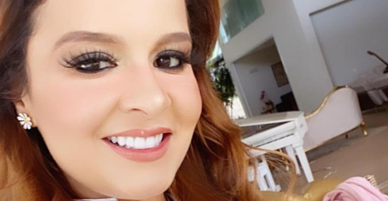 Sem mostrar o rosto, Maiara posta vídeo apaixonada dando beijão e fãs percebem: ”É o Fernando!”
