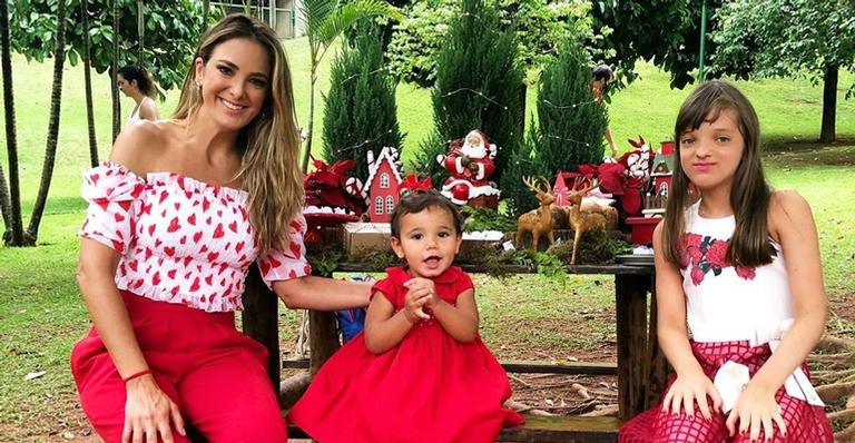 Em clima de Natal, Ticiane Pinheiro posa com as filhas e encanta: ”Lindas demais”