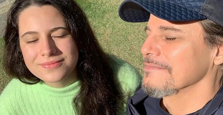 Pai orgulhoso! Edson Celulari se emociona com conquista da filha, Sophia
