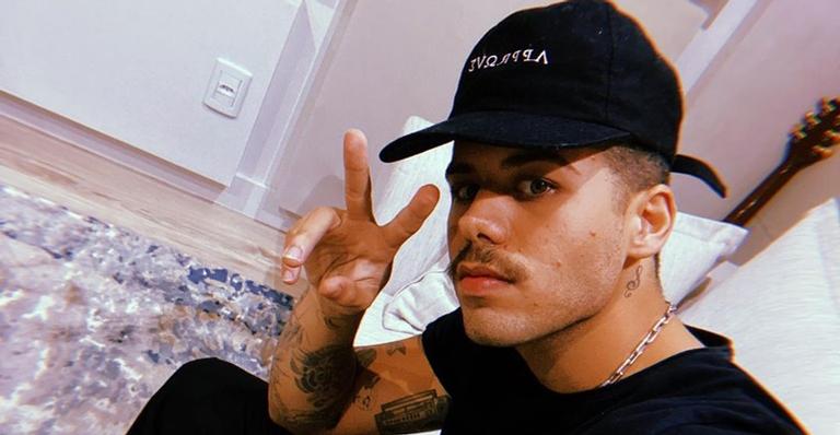 Zé Felipe revela que já testou positivo para Covid-19: ”Peguei em setembro”