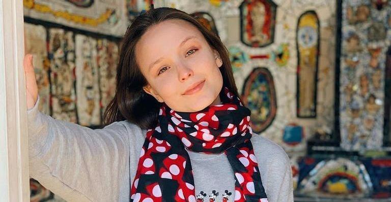 Larissa Manoela divulga elenco do seu novo filme na Netflix: ”Muito grata”