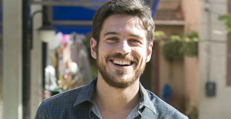 Marco Pigossi estará em nova série de suspense da Netflix