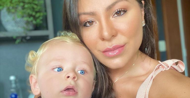 Andressa Ferreira faz ensaio fotográfico ao lado do filho, Bento e encanta a web: ”Que lindos!”