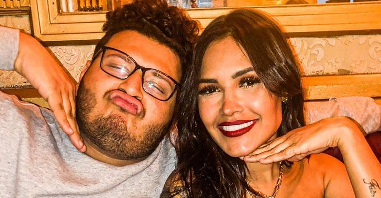Flayslane pede orações por Victor Hugo, internado com Covid-19: ”Peçam pela vida dele”