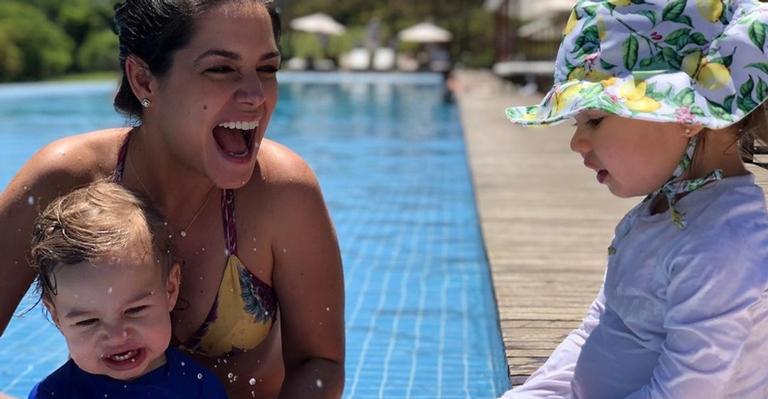 Thais Fersoza é fotografada pelos filhos, Melinda e Teodoro: ”Eles ficam tão felizes”