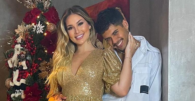 Grávida, Virginia posa com a família e reflete sobre o ano: ”Muita aprendizagem”