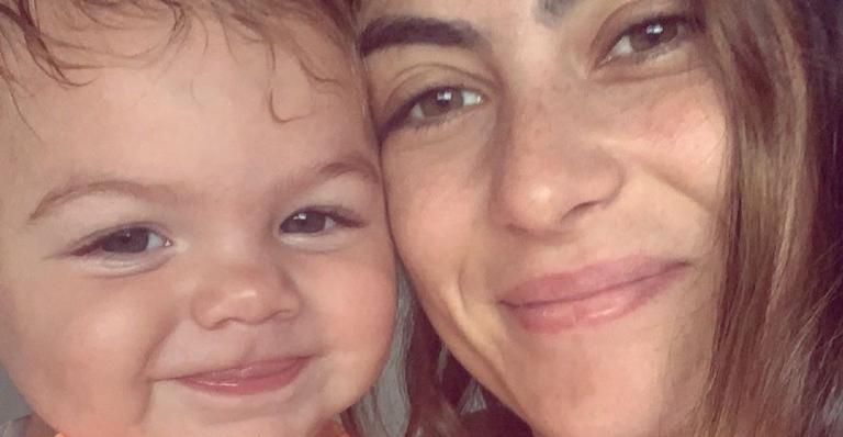 Mariana Uhlmann faz desabafo sobre colocar o filho caçula para dormir: ”É exaustivo”