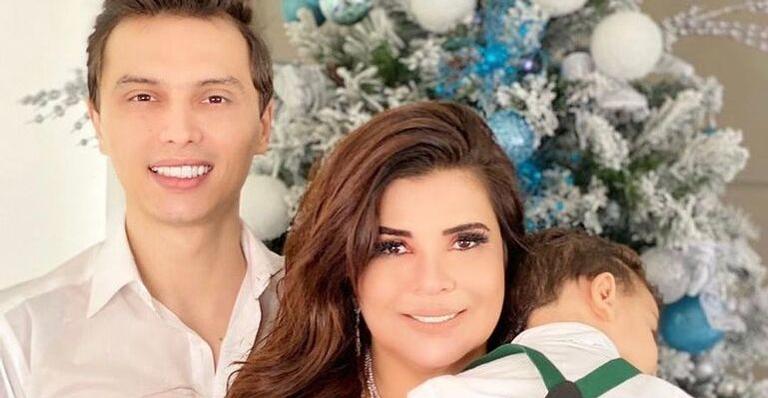Com o filho e o noivo, Mara Maravilha se despede de 2020 na praia