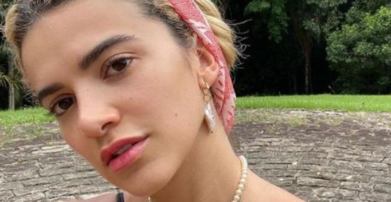 Manu Gavassi arrasa ao exibir seu look de ano novo: ”Me achei linda”