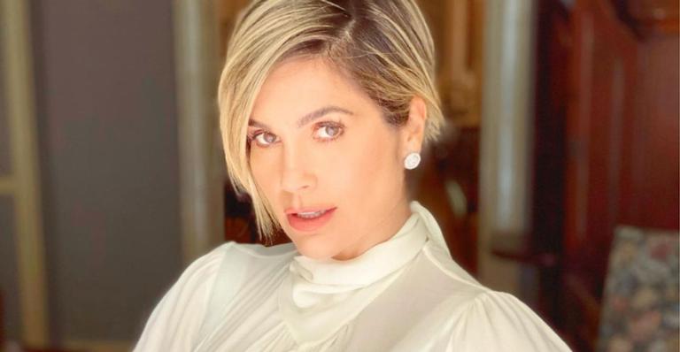 Flávia Alessandra aposta em maiô de grife e chama a atenção na web