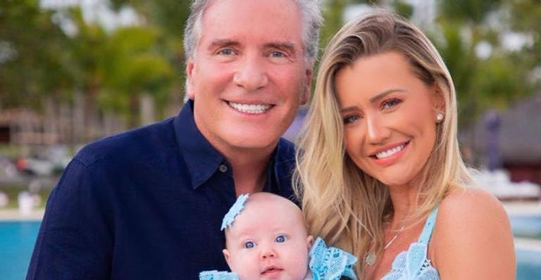 Roberto Justus se derrete pela esposa, Ana Paula Siebert, e a filha, Vicky: ”Meus amores”