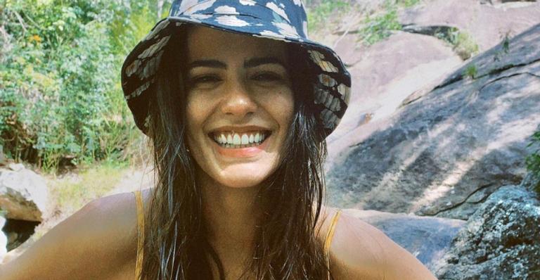 Antonia Morais arrasa ao posar com biquíni verde neon e fãs fazem elogios: ”Que linda!”