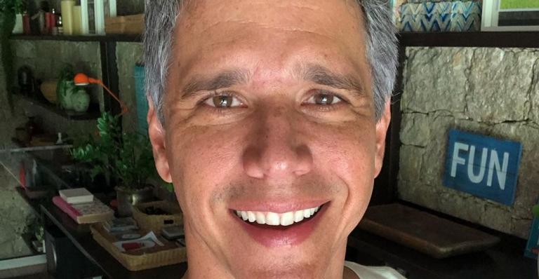 Marcio Garcia relembra viagem em família e confessa: ”Saudade desse friozinho”