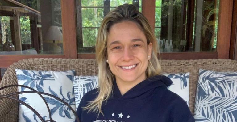 Após ter Covid-19, Fernanda Gentil sai de casa para treinar: ”Primeiro dia de exercício”