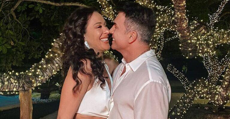 Com o marido, Claudia Raia posa deslumbrante tomando sol: “Mood de sábado!”