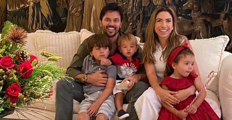 Patricia Abravanel encanta ao mostrar férias da família no Rio Grande do Norte