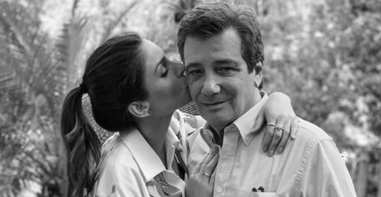 Carol Celico lamenta morte do pai através de uma carta de despedida: ”Vendo ele em tudo”