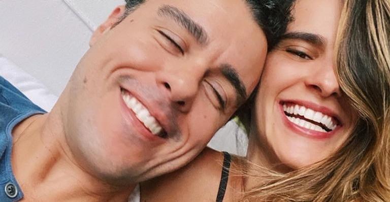 Marcella Fogaça exibe o barrigão das gêmeas e encanta: ”Um trio feliz por aqui”