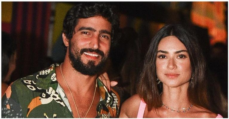 Thaila Ayala e Renato Góes dividem momento romântico e divertido