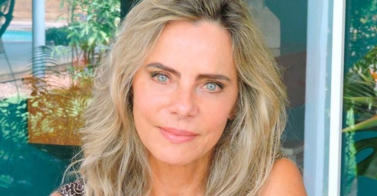 Bruna Lombardi fala sobre os resgates de animais de rua: ”Recebi tanta alegria de volta”