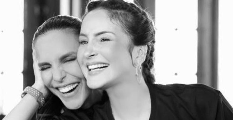 Claudia Leitte relembra cliques com Ivete Sangalo e declara: ”Nascemos pra fazer música!”