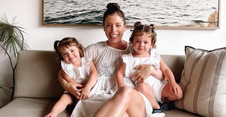 Fabiana Justus posta cliques encantadores das filhas, Chiara e Sienna: ”Duas lindas”