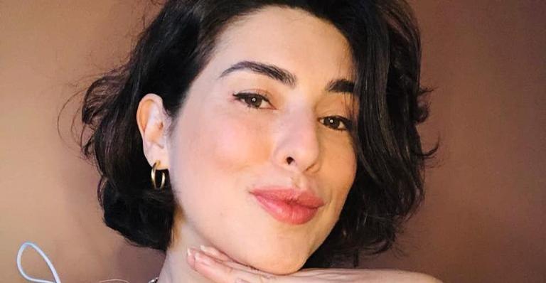Fernanda Paes Leme é clicada de biquíni e se destaca em Noronha