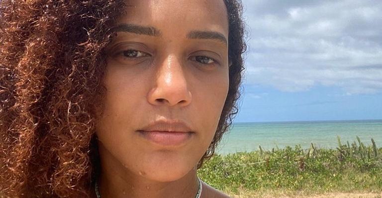 Sem maquiagem, Taís Araujo agita a web ao exibir beleza natural: ”Linda de todo jeito”