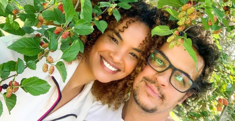 Lucy Ramos comemora o aniversário do marido, Thiago Luciano, com linda homenagem