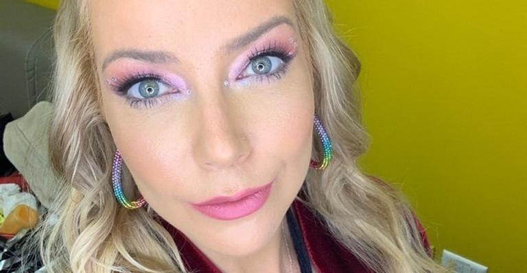 Com clique ao lado da mãe, Luiza Possi relembra infância: ”Me traz paz”