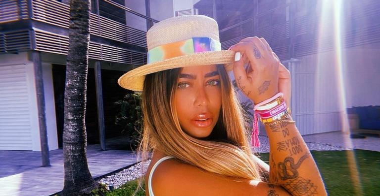 Rafaella Santos, irmã de Neymar Jr, coloca bumbum para jogo em clique no Caribe