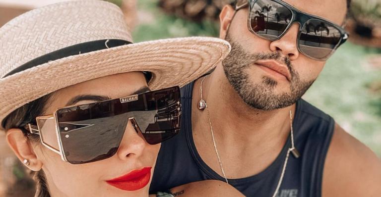 Bella Falconi posa coladinha com o marido e se derrete: ”Maguila e Maguilete”