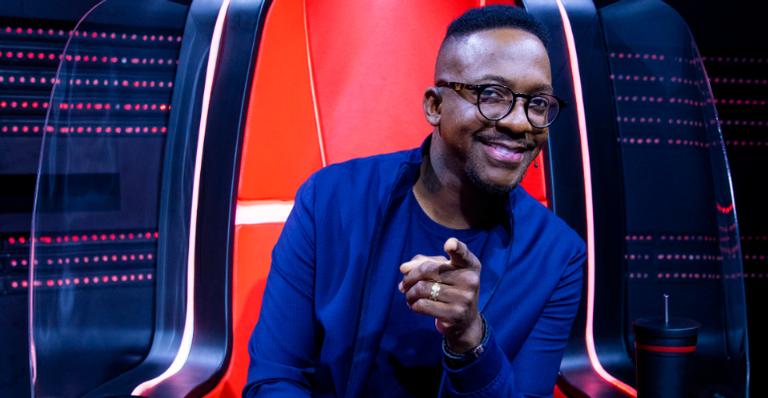 Mumuzinho celebra a estreia do ‘The Voice+’: ”Estamos chegando Brasil!”