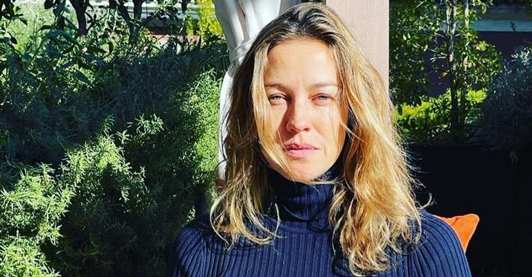 Luana Piovani se incomoda com presentes de Pedro Scooby para os filhos