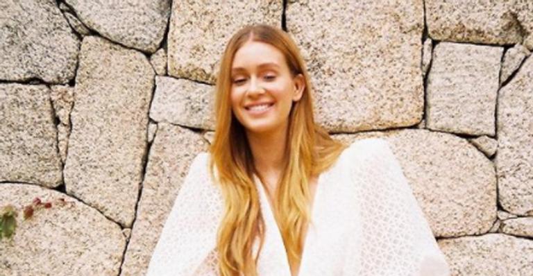 Marina Ruy Barbosa esbanja estilo com vestido no valor de R$ 2.180