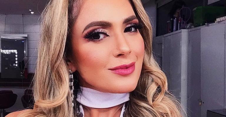 Em novo clique, Nadja Pessoa surge irreconhecível: ”Pensei que fosse outra pessoa”