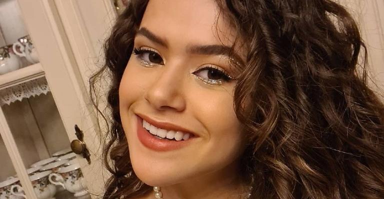 Maisa comemora o sucesso mundial de ‘Pai Em Dobro’: ”Muita felicidade”