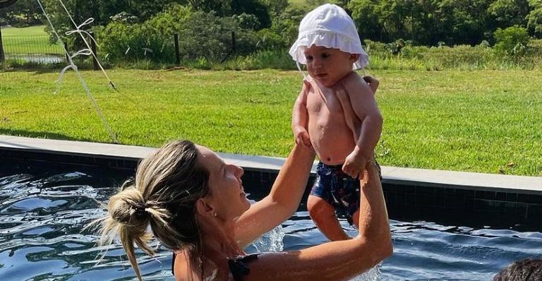 Mari Weickert encanta ao mostrar os primeiros dentinhos de seu filho de quase 7 meses