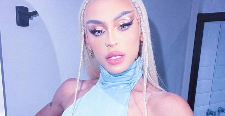 Pabllo Vittar surge deslumbrante em clique arrasador: ”Cabelo Dua Lipa”
