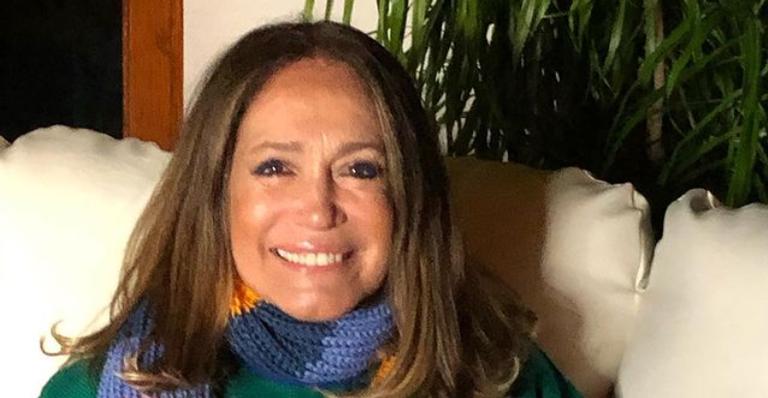 Ao resgatar clique, Susana Vieira fala sobre a vacinação: ”Esperando sentada o meu lugar na fila”