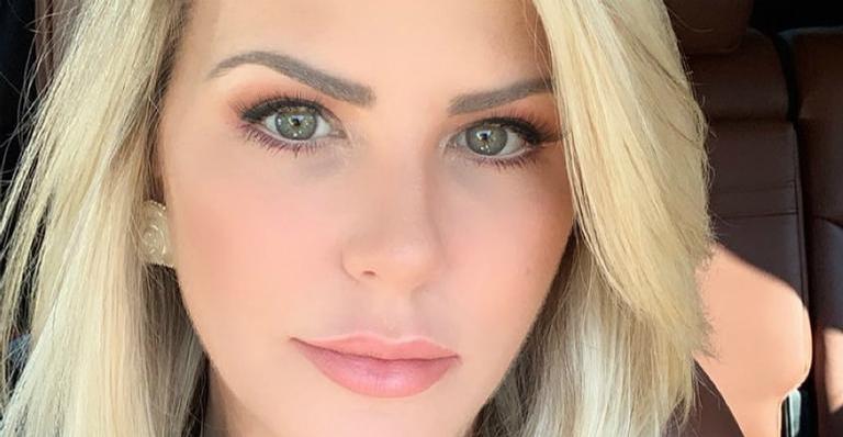 Ex-BBB Iris Stefanelli ostenta boa forma com maiô fio dental