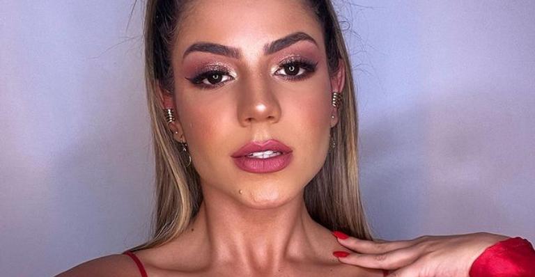 Ex-BBB Hariany Almeida aposta em produção impecável e fãs elogiam: ”Linda”