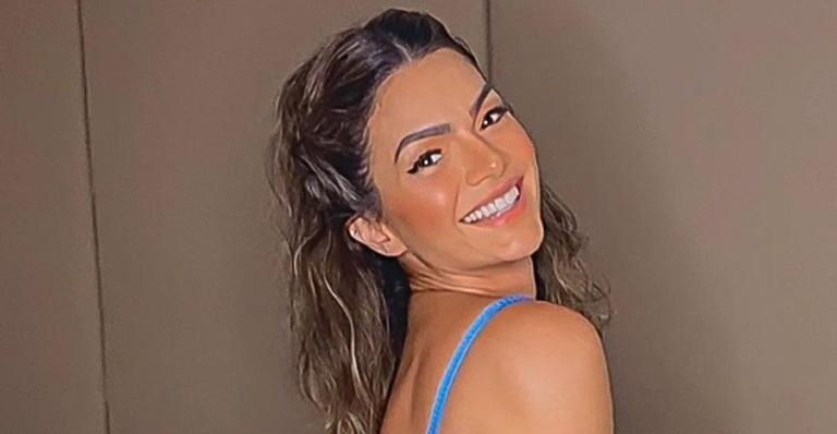 Kelly Key mostra um look de inverno e um de verão e admite: ”Contando os dias pra torrar no sol”
