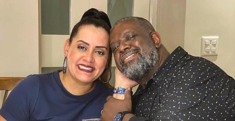 Péricles usa as redes sociais para se declarar para sua esposa, Lidiane Faria
